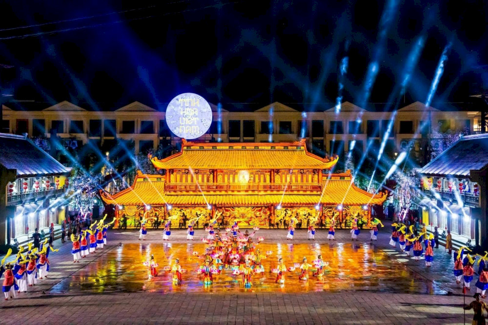 Grand World is a must-visit destination for families, couples, and culture lovers exploring nightlife in Phu Quoc 